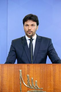 Retrato de Fábio Faria