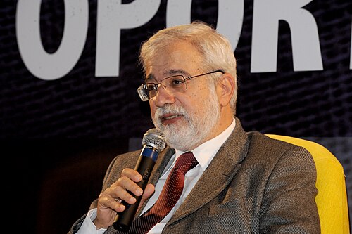 Retrato de Gustavo Loyola